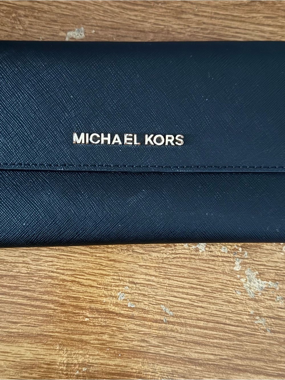 MICHAEL KORS women’s Wallet with Gold Logo